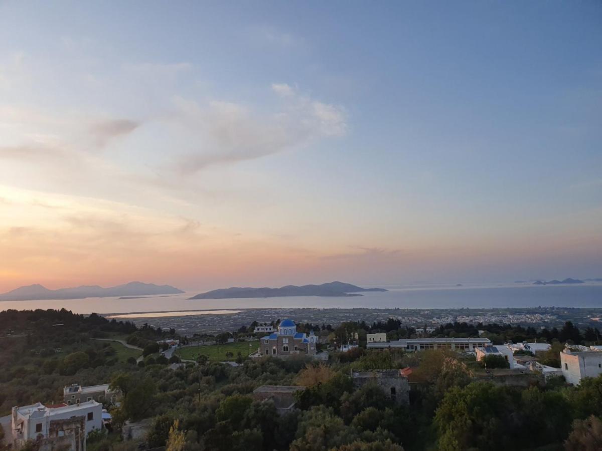 Anamnezia Luxury Suites (Adults Only) Agios Dimitrios  ภายนอก รูปภาพ