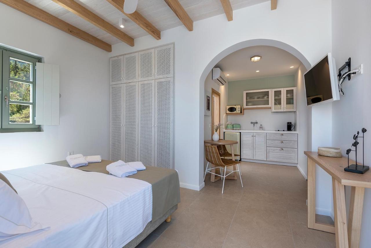 Anamnezia Luxury Suites (Adults Only) Agios Dimitrios  ภายนอก รูปภาพ